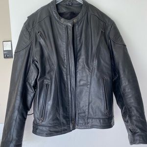 Leather jacket size small great condition no stains looks brand new